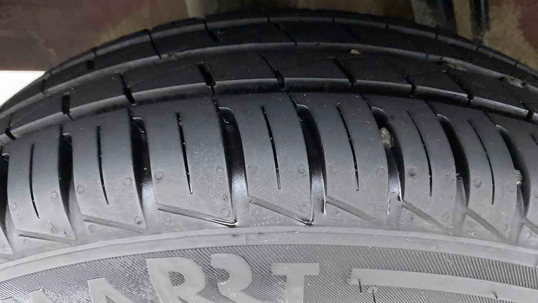 Right Rear Tyre Tread