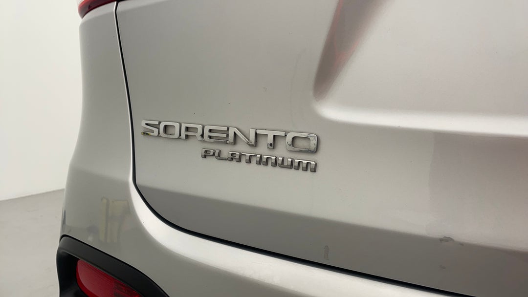 2016 Kia Sorento Platinum (4x4), Automatic, 139328 km, Badge (Boot Left Side)