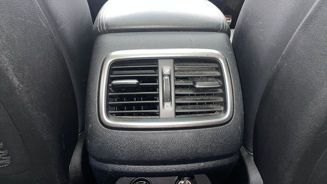 2016 Kia Sorento Platinum (4x4), Automatic, 139328 km, Rear A/C Vent