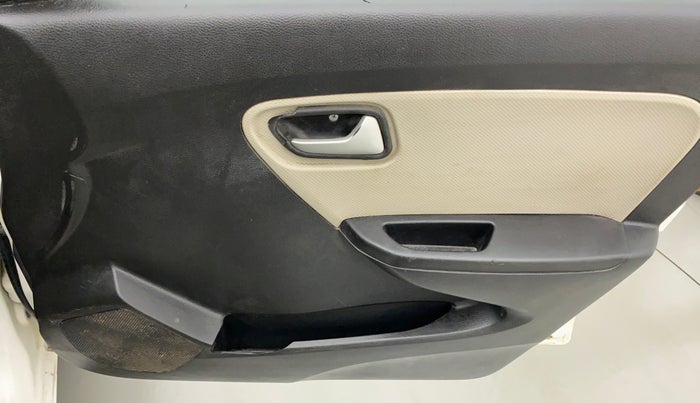 2019 Maruti Alto LXI CNG, CNG, Manual, 51,964 km, Driver Side Door Panels Control