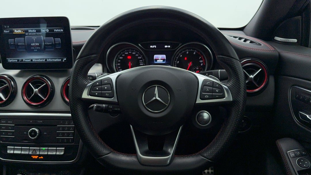 2017 Mercedes-benz CLA 250 Sport 4matic, Automatic, 88880 km, Steering Wheel Close-up