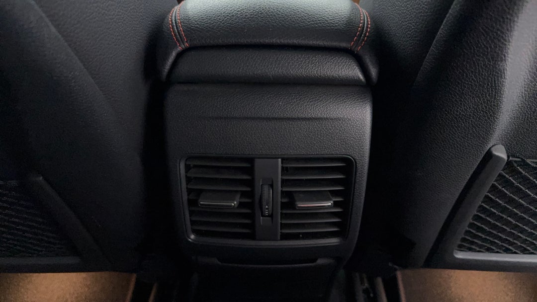 2017 Mercedes-benz CLA 250 Sport 4matic, Automatic, 88880 km, Rear A/C Vent