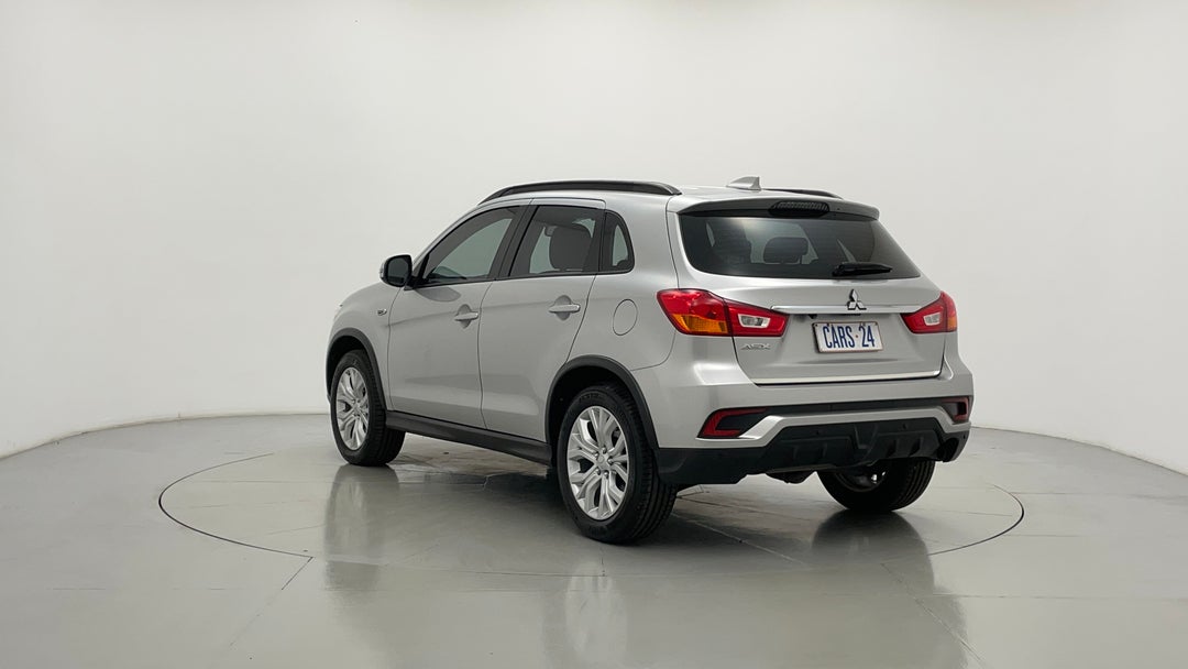 Left Back Diagonal (45- Degree) View