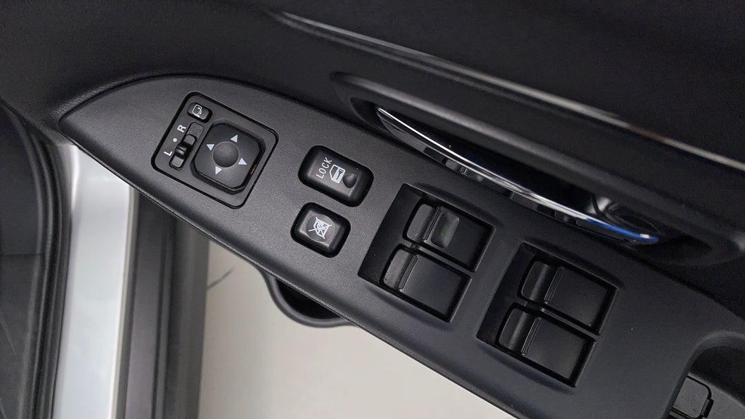 Drivers Side Door Panel Controls