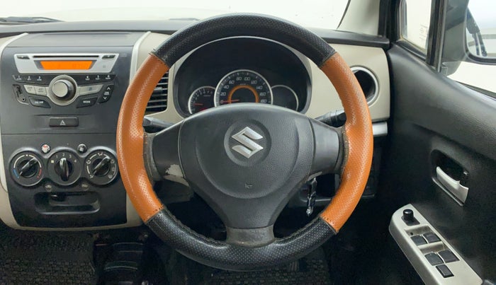 2015 Maruti Wagon R 1.0 VXI, Petrol, Manual, 84,642 km, Steering Wheel Close Up