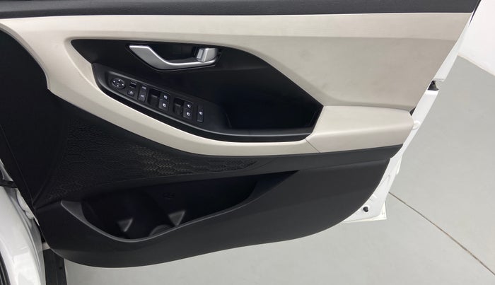 2020 Hyundai Creta SX PETROL MT, Petrol, Manual, 5,172 km, Driver Side Door Panels Control