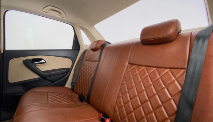 2017 Volkswagen Ameo COMFORTLINE 1.2, Petrol, Manual, 70,916 km, Right Side Rear Door Cabin