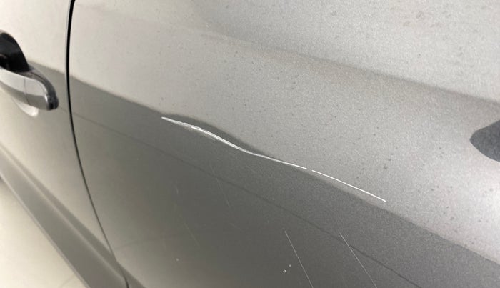 2017 Volkswagen Ameo COMFORTLINE 1.2, Petrol, Manual, 70,916 km, Rear left door - Minor scratches