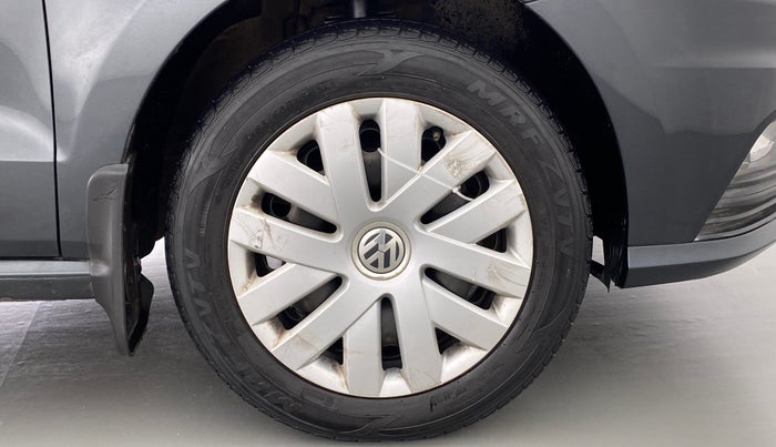 2017 Volkswagen Ameo COMFORTLINE 1.2, Petrol, Manual, 70,916 km, Right Front Wheel