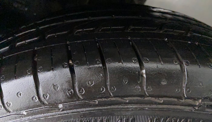 2016 Honda BR-V 1.5 i-VTEC VX, Petrol, Manual, 21,687 km, Left Rear Tyre Tread