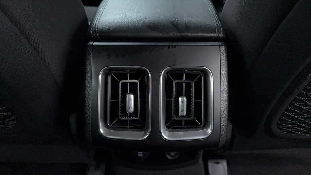 Rear A/C Vent