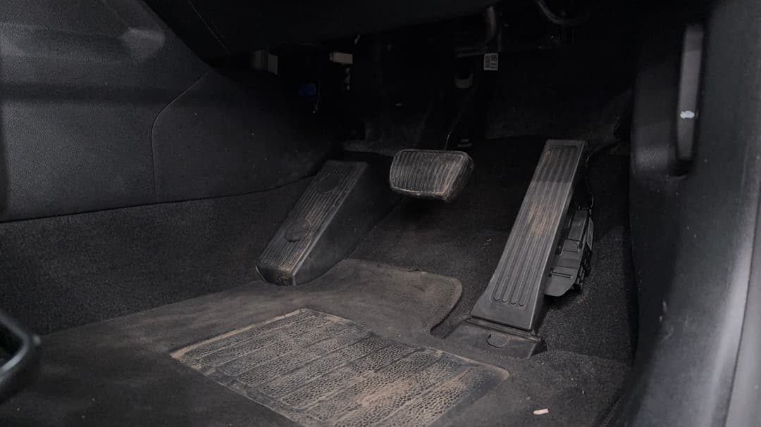 Pedals and Footmat
