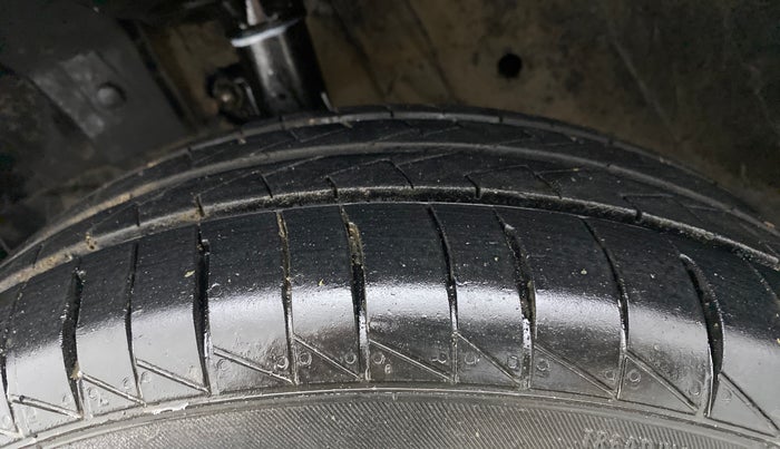 2018 Honda Amaze 1.2L I-VTEC S, CNG, Manual, 59,631 km, Left Front Tyre Tread