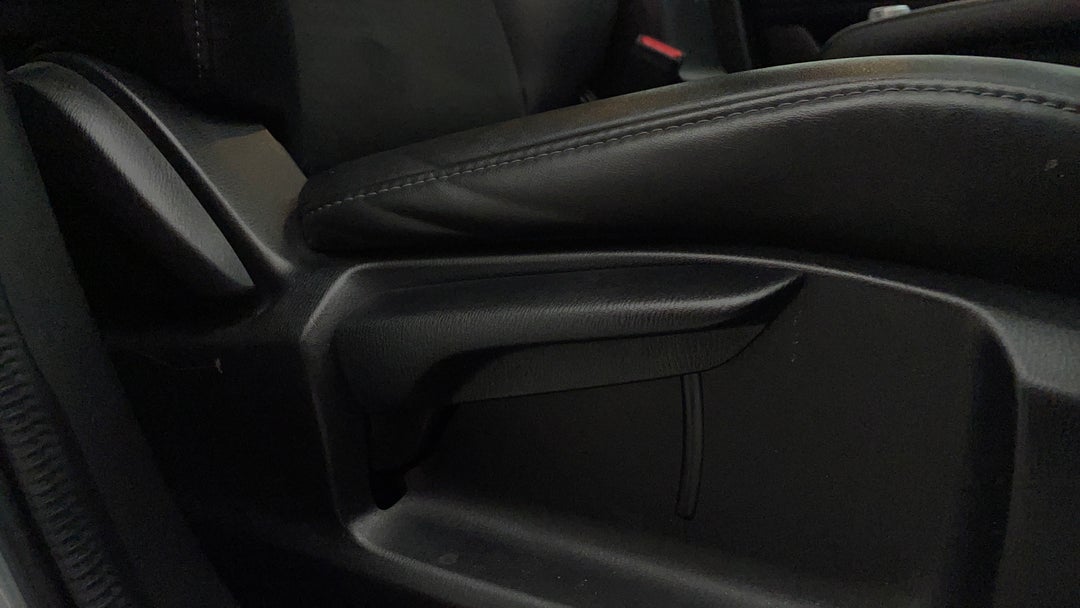 2022 Mazda CX-5 Touring (awd), Automatic, 49504 km, Drivers Side Adjustment Panel