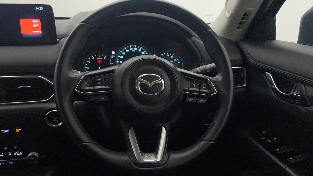 2022 Mazda CX-5 Touring (awd), Automatic, 49504 km, Steering Wheel Close-up
