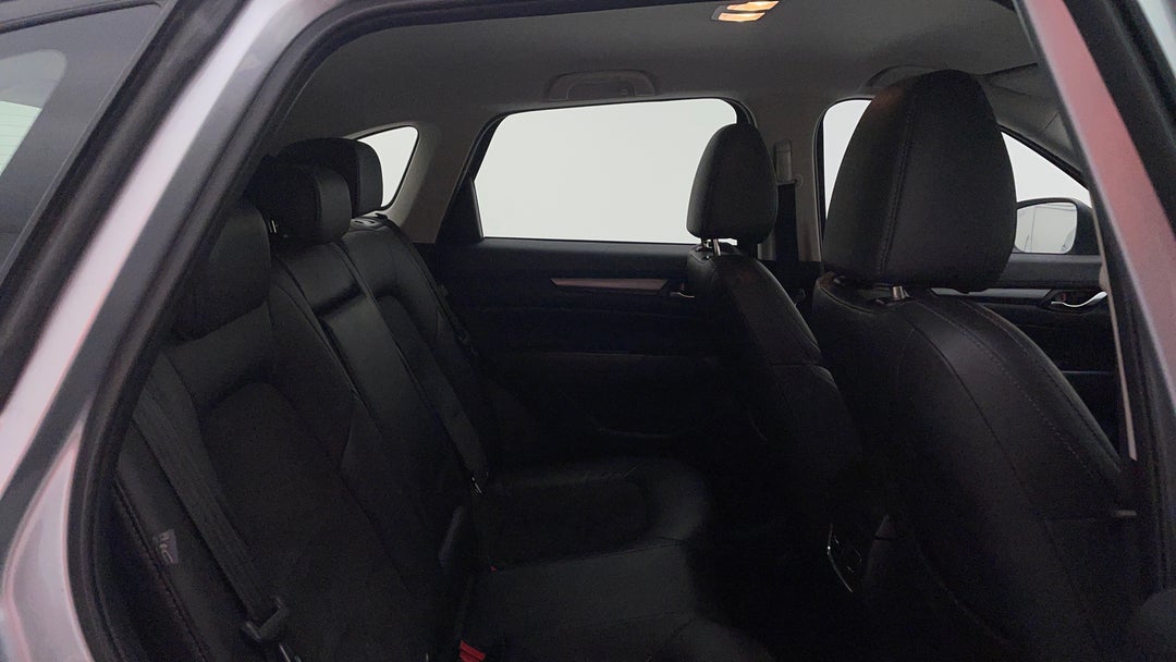 2022 Mazda CX-5 Touring (awd), Automatic, 49504 km, Right Side Rear Door Cabin View