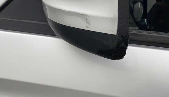 2016 Mahindra Kuv100 K4 6 STR, Petrol, Manual, 54,428 km, Left rear-view mirror - Cover has minor damage