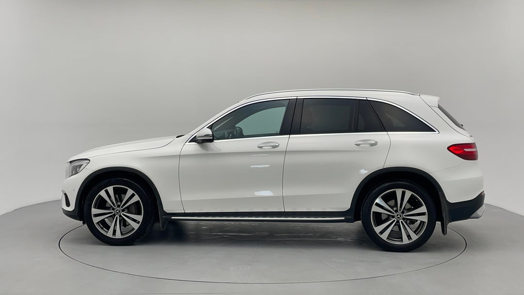 2017 Mercedes-benz GLC 250, Automatic, 54641 km, Left Side View