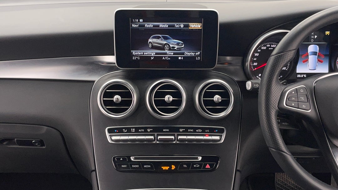 2017 Mercedes-benz GLC 250, Automatic, 54641 km, Center Console