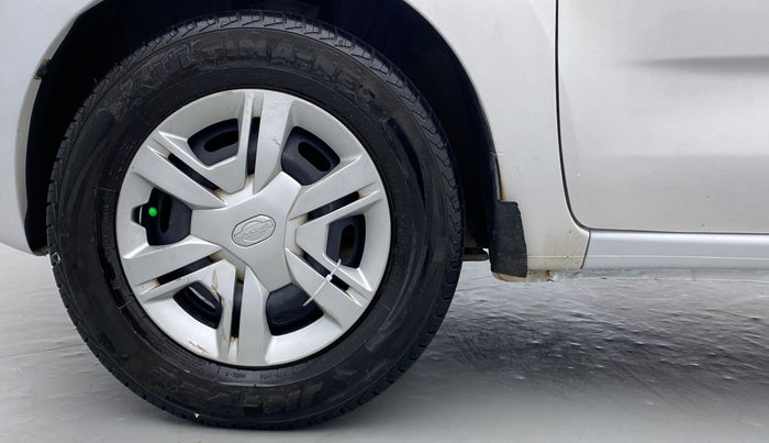 2016 Datsun Redi Go T, Petrol, Manual, 54,773 km, Left Front Wheel
