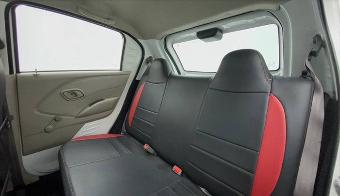 2016 Datsun Redi Go T, Petrol, Manual, 54,773 km, Right Side Rear Door Cabin