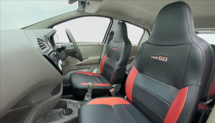 2016 Datsun Redi Go T, Petrol, Manual, 54,773 km, Right Side Front Door Cabin