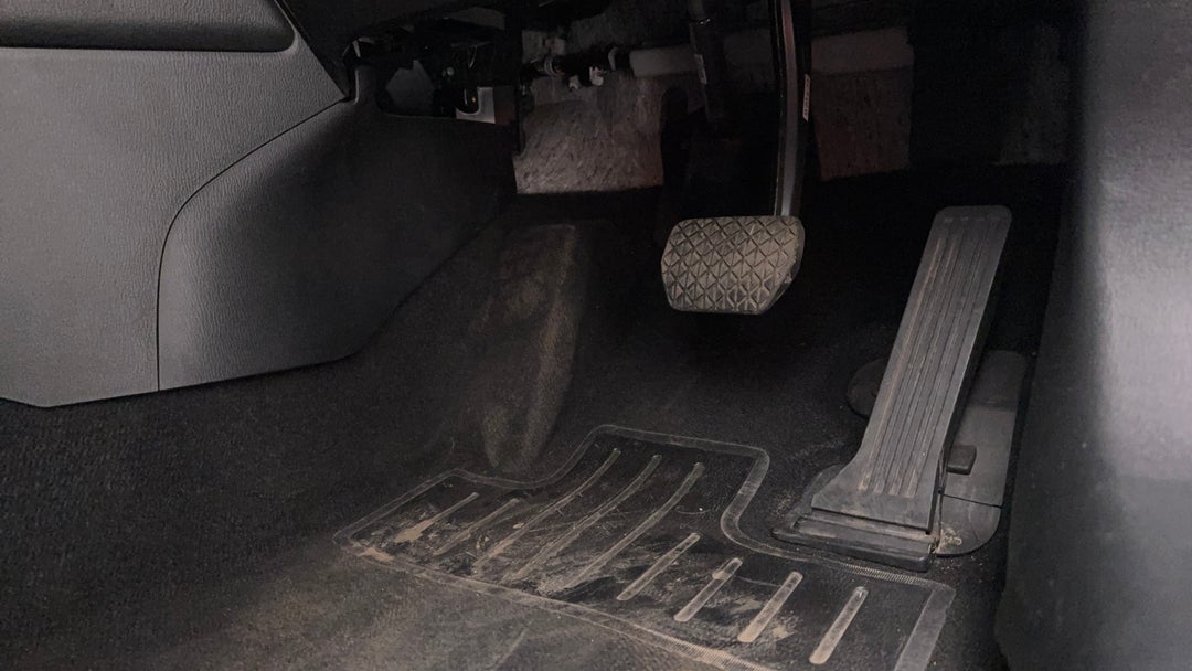 2023 Mazda CX-3 G20 Pure, Automatic, 44065 km, Pedals and Footmat