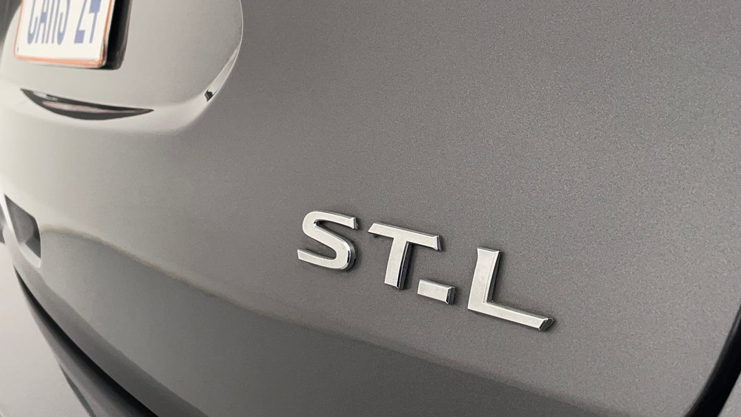 Badge (Boot Right Side)