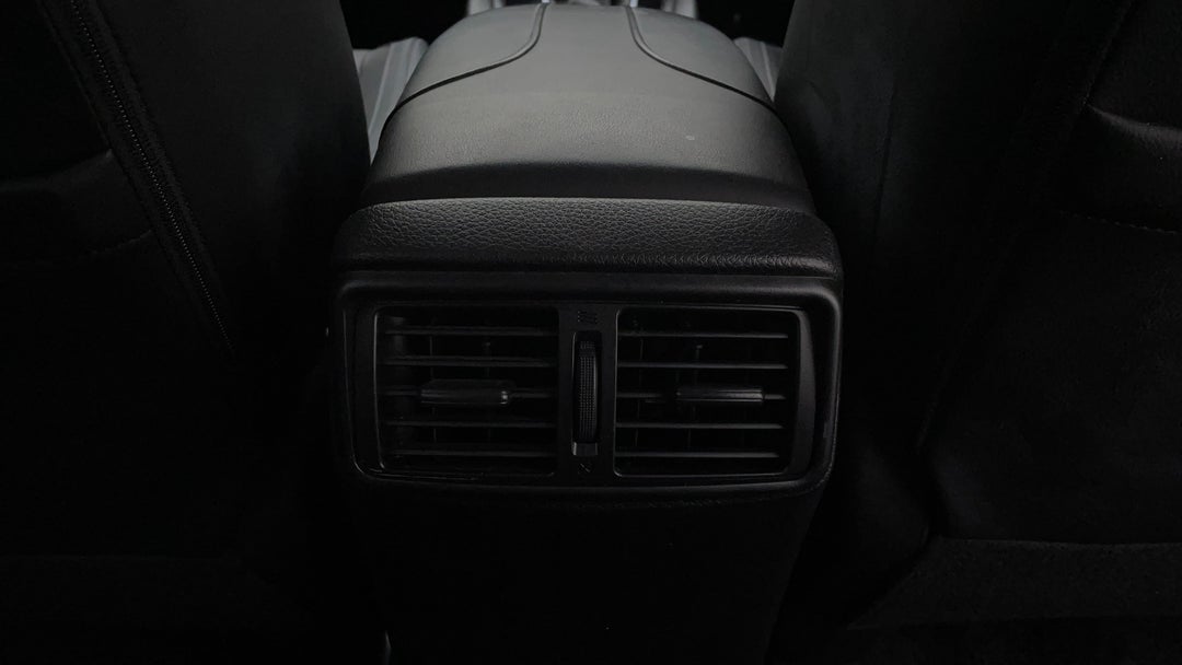 Rear A/C Vent