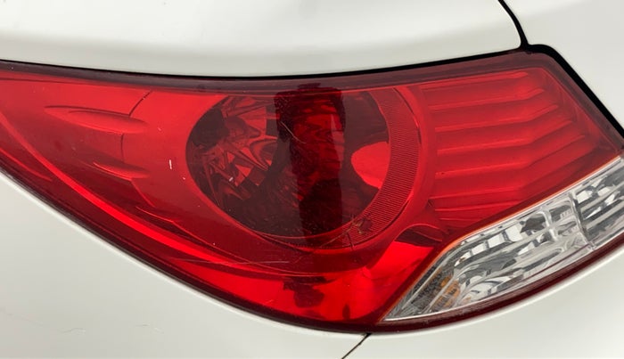 2014 Hyundai Verna FLUIDIC 1.4 VTVT CX, Petrol, Manual, 42,229 km, Left tail light - Minor damage