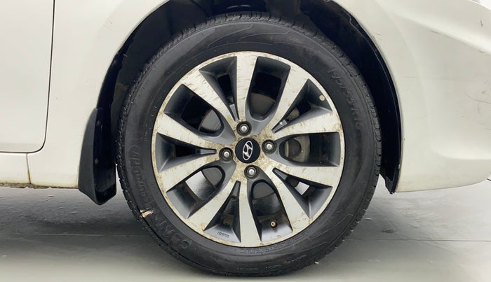 2014 Hyundai Verna FLUIDIC 1.4 VTVT CX, Petrol, Manual, 42,229 km, Right Front Wheel