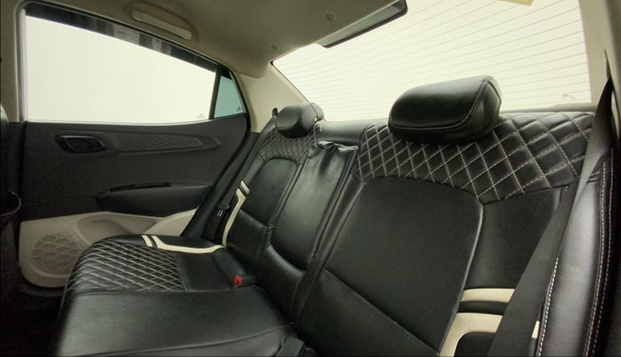 2022 Hyundai AURA S 1.2 CNG, CNG, Manual, 36,335 km, Right Side Rear Door Cabin