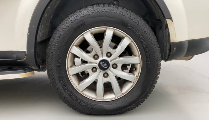 2016 Mahindra XUV500 W10, Diesel, Manual, 64,061 km, Left Rear Wheel