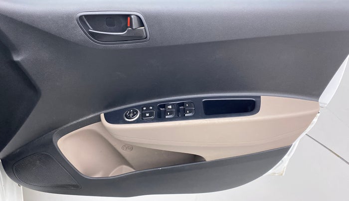 2019 Hyundai Grand i10 MAGNA 1.2 KAPPA VTVT, Petrol, Manual, 30,579 km, Driver Side Door Panels Control