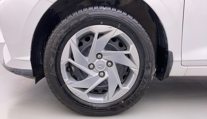 2021 Hyundai NEW I20 MAGNA 1.2 MT, Petrol, Manual, 34,112 km, Left Front Wheel