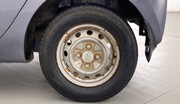 2016 Hyundai Eon ERA PLUS, Petrol, Manual, 36,031 km, Left Rear Wheel