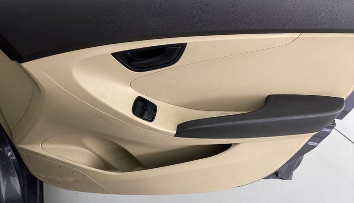 2016 Hyundai Eon ERA PLUS, Petrol, Manual, 36,031 km, Driver Side Door Panels Control