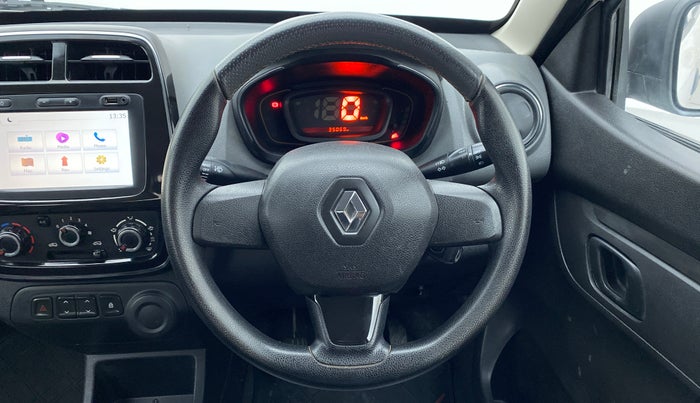 2017 Renault Kwid RXT Opt, Petrol, Manual, 35,149 km, Steering Wheel Close Up