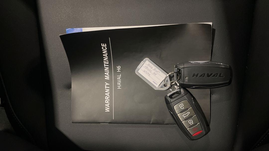 2024 GWM Haval H6 Lux, Automatic, 15313 km, Key Close-up