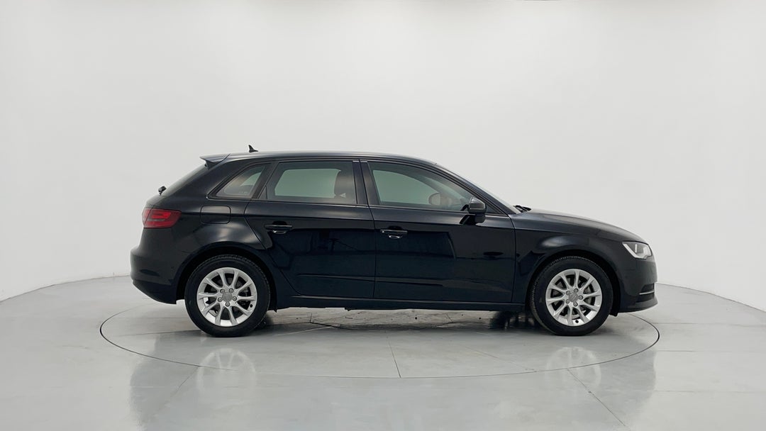 2013 Audi A3 Sportback 1.4 Tfsi Attraction, Automatic, 112750 km, Right Side View