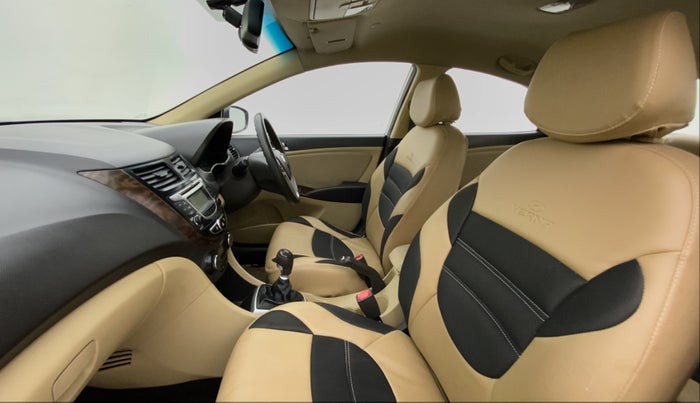 2014 Hyundai Verna FLUIDIC 1.6 SX CRDI, Diesel, Manual, 64,779 km, Right Side Front Door Cabin