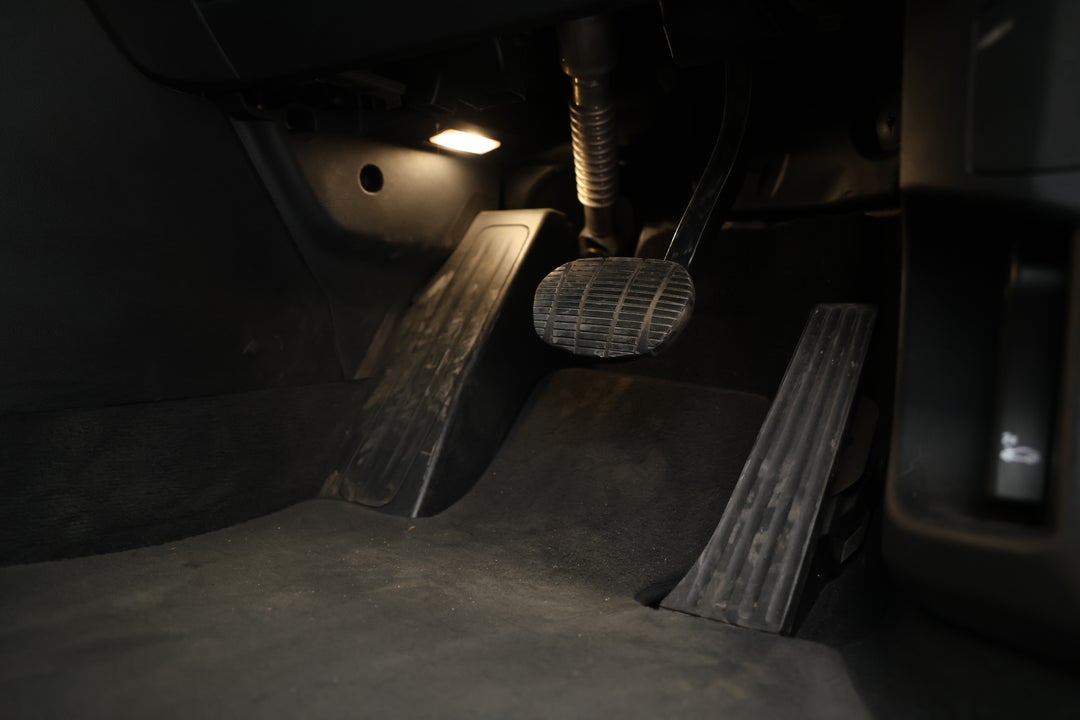 2018 BMW X1 xDrive 25i, Automatic, 65763 km, Pedals and Footmat