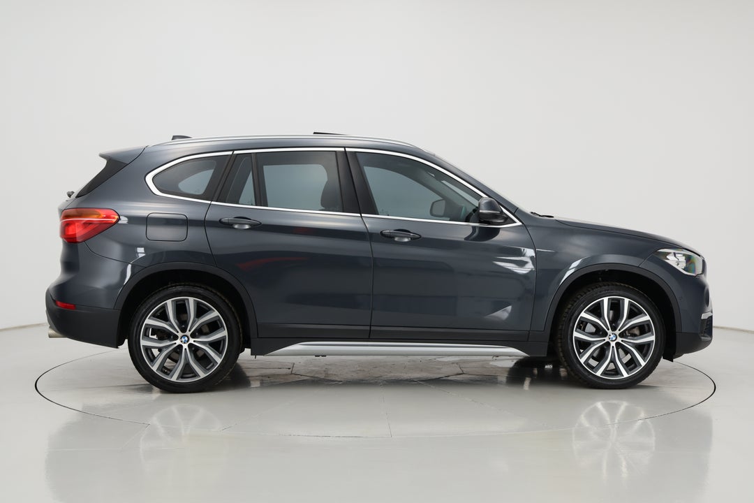 2018 BMW X1 xDrive 25i, Automatic, 65763 km, Right Side View