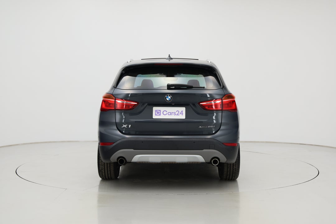 2018 BMW X1 xDrive 25i, Automatic, 65763 km, Back/Rear View