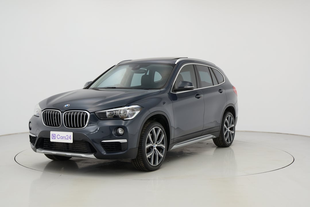 2018 BMW X1 xDrive 25i, Automatic, 65763 km, Left Front Diagonal (45- Degree) View