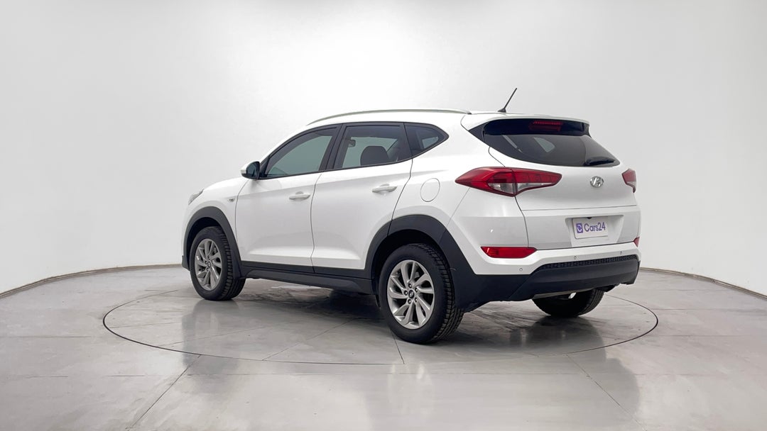 Left Back Diagonal (45- Degree) View