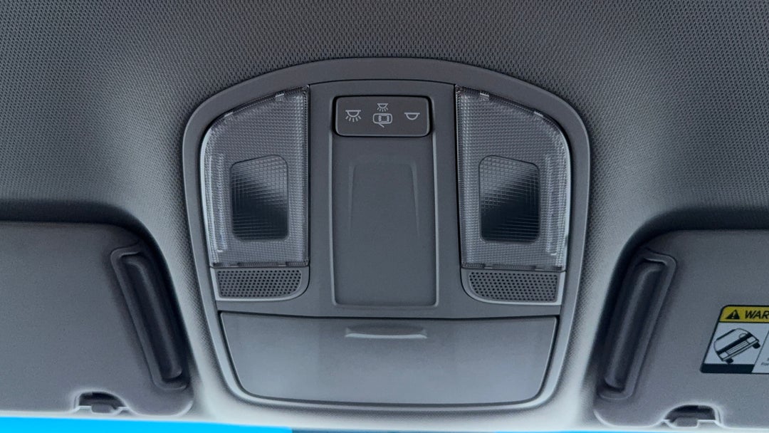 On-Roof Controls/Sunglass holder