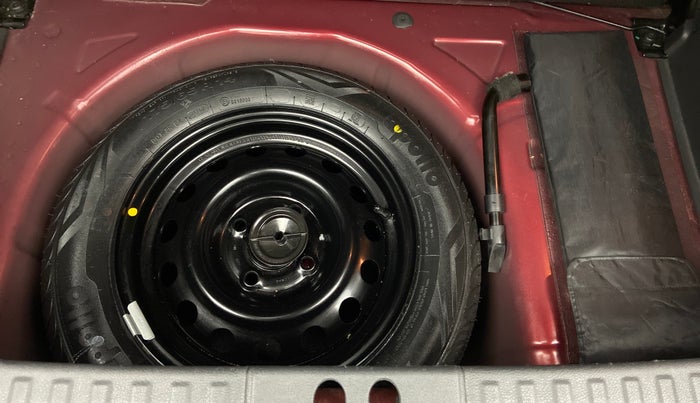 2017 Ford New Figo 1.2 TITANIUM, Petrol, Manual, 19,726 km, Spare Tyre