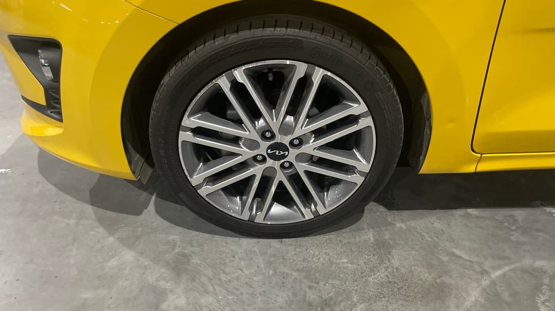 2022 Kia Rio Sport, Automatic, 44763 km, Left Front Wheel