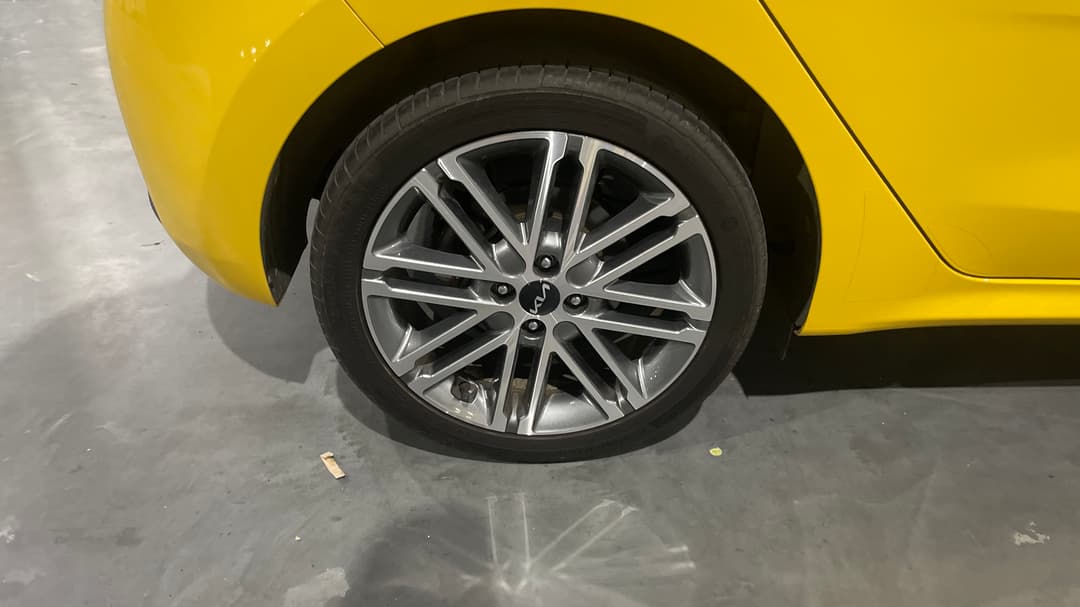 2022 Kia Rio Sport, Automatic, 44763 km, Right Rear Wheel
